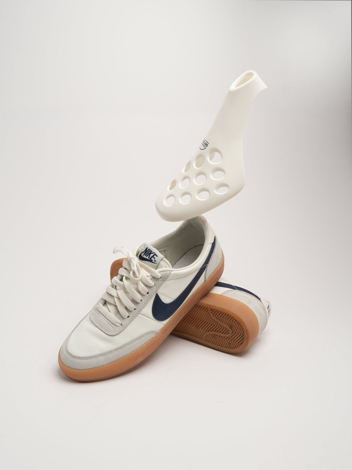 Fresh Flow™ Shoe Trees - Extend the Life Of Sneakers, Shoes & Boots