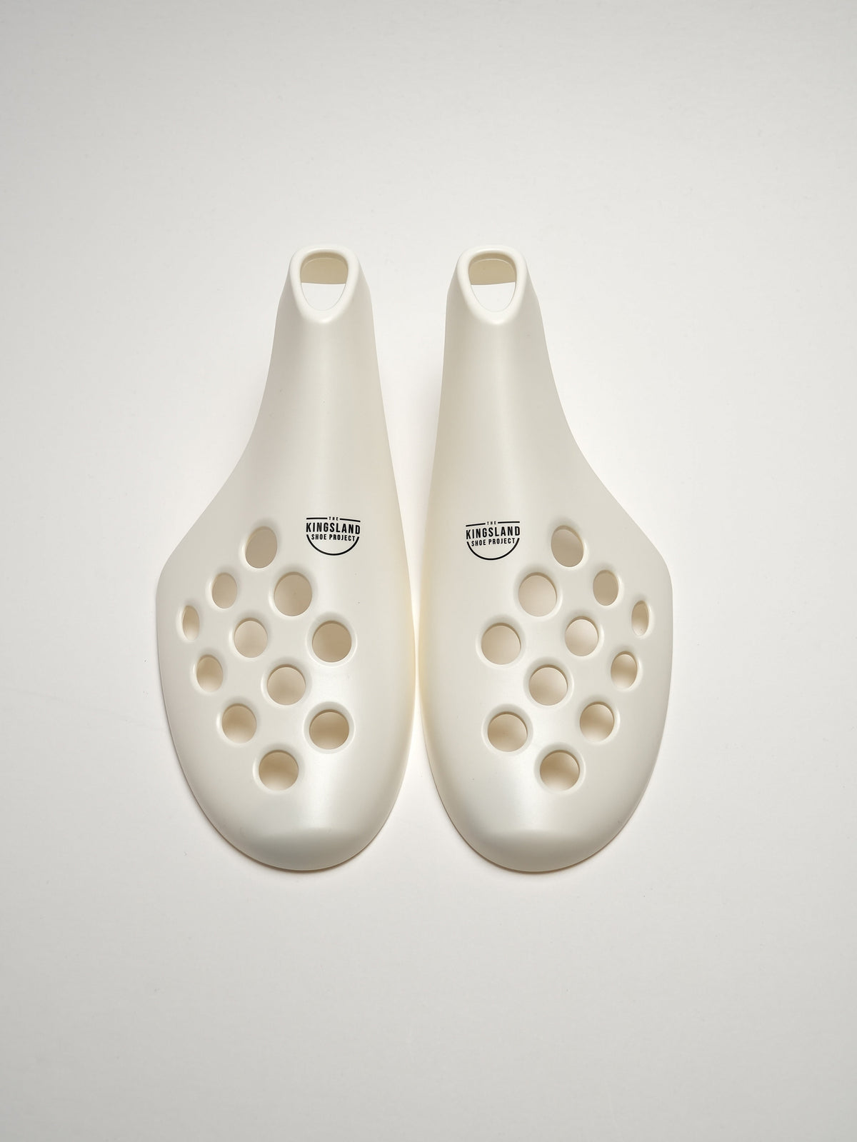 Fresh Flow™ Shoe Trees - Extend the Life Of Sneakers, Shoes & Boots