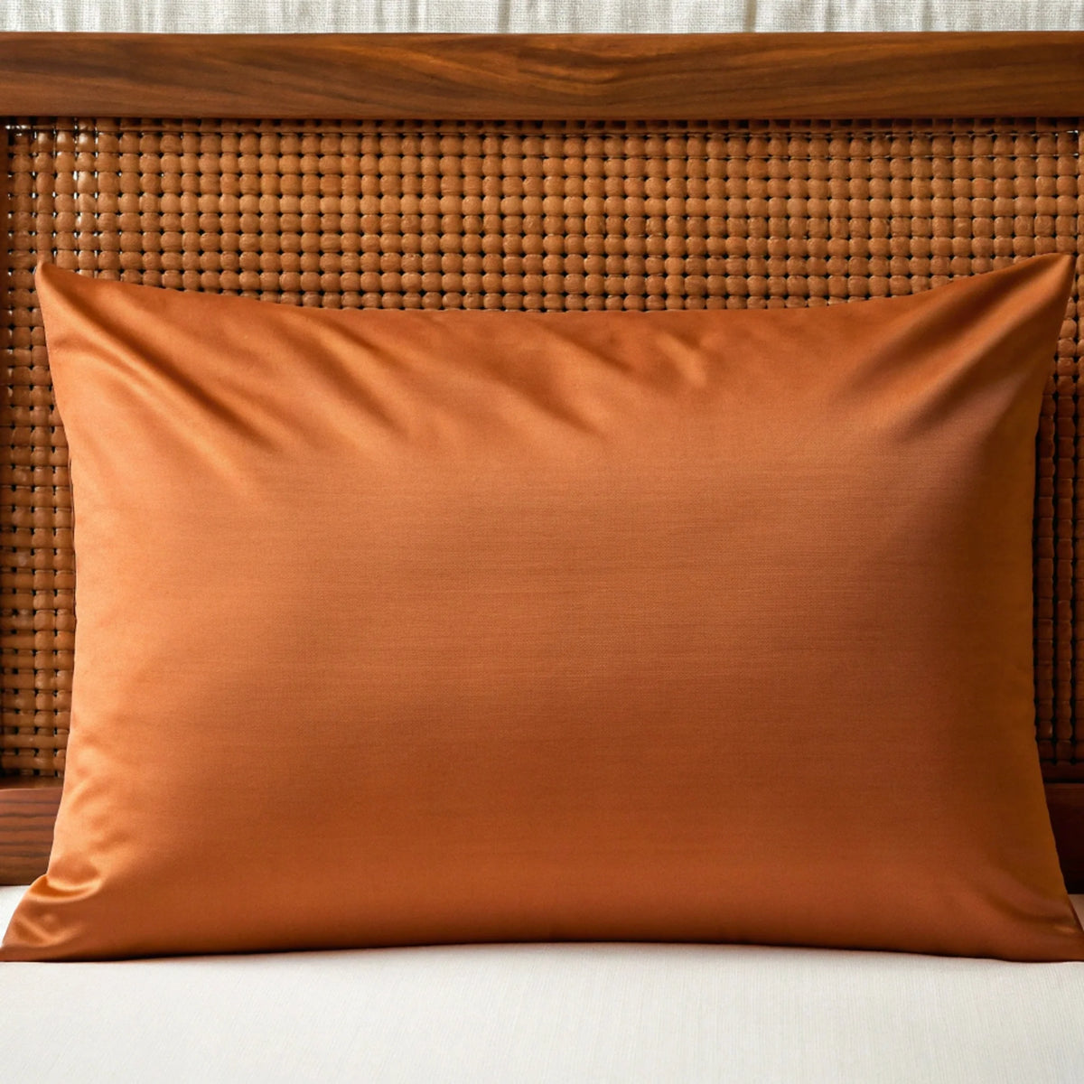Copper-Infused Bamboo Pillowcase – Cooling & Hypoallergenic, 330 Thread Count | Queen & King